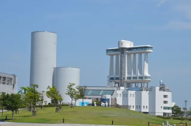 Port Building (Maritime Museum and Observatory)