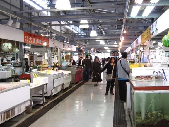 Tomari Iyumachi Market