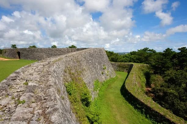 Zakimi Castle Ruins