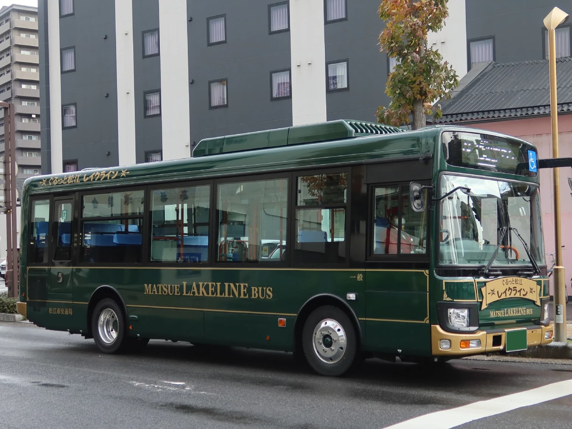 Matsue Lake Line Bus