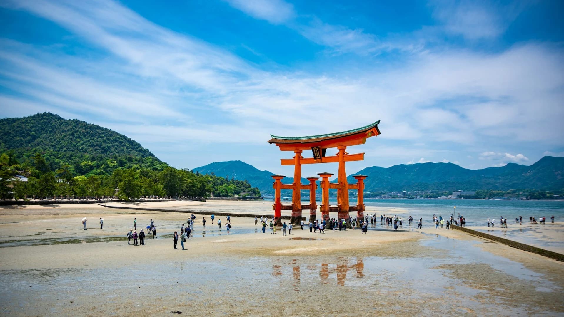 Miyajima Travel Guide